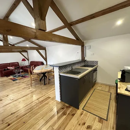 Nyaraló Larchet Benquet