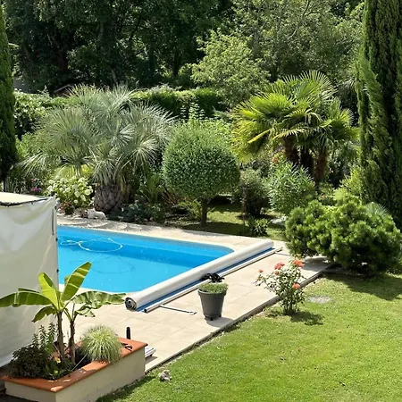 Holiday home Larchet *