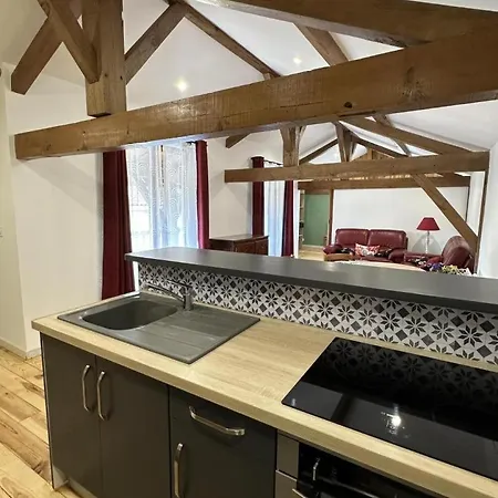 Holiday home Larchet *